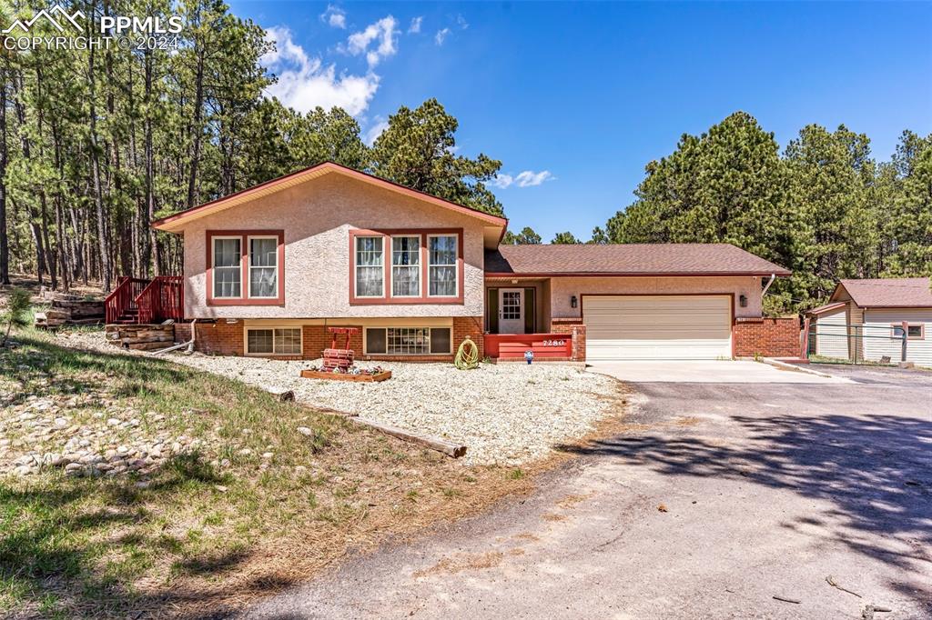 Mathews Rd, Colorado Springs, CO 80908