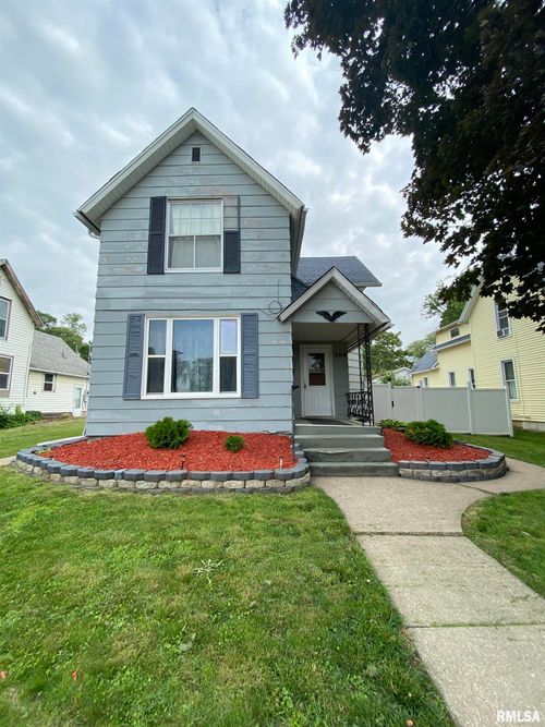 504 6th Ave N, Clinton, IA, 52732-3913 | Card Image