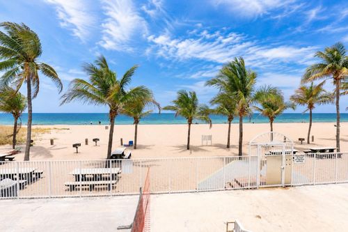 401-101 Briny Ave, Pompano Beach, FL, 33062-5610 | Card Image