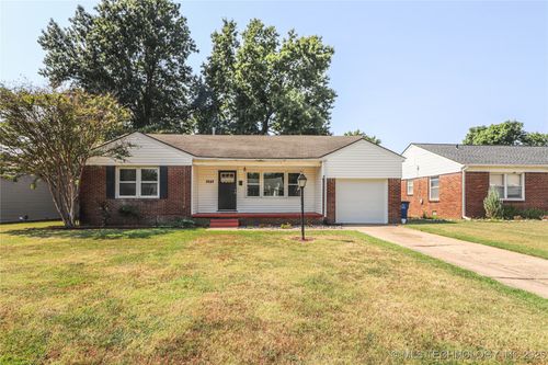 2642 S Oswego Pl, Tulsa, OK, 74114-4720 | Card Image
