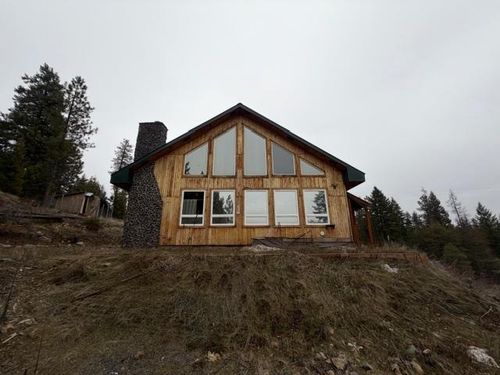 4395 Hesseltine Rd, Valley, WA, 99181-9721 | Card Image