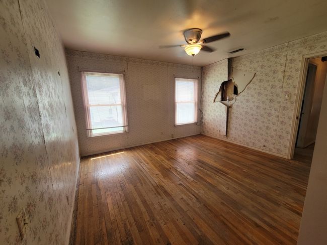 2506 Hillcrest Ave, House other with 3 bedrooms, 2 bathrooms and null parking in Greenville TX | Image 13