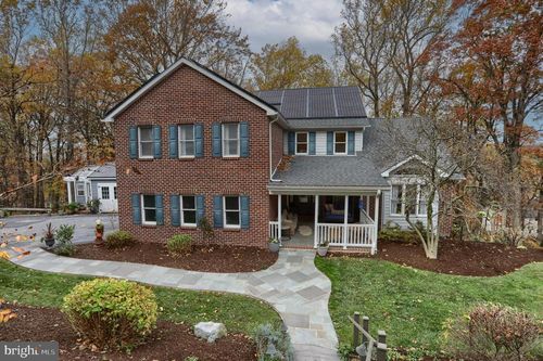 1609 Spring Hill Dr, HUMMELSTOWN, PA, 17036-8985 | Card Image