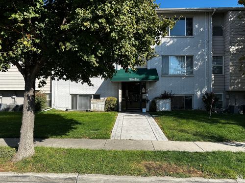 apt-c15-1860 W 500 N, Salt Lake City, UT, 84116-2441 | Card Image