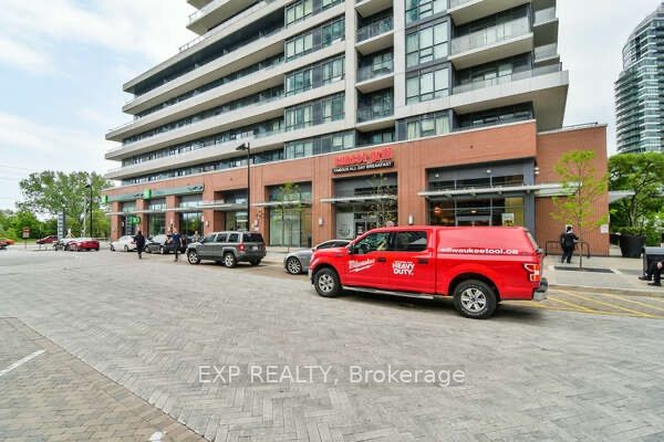 Residential Lease in Toronto W06