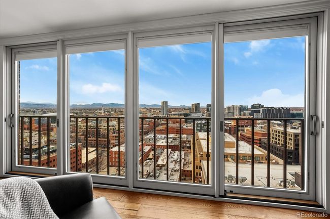 APT-1902 - 1551 Larimer St, Condo with 2 bedrooms, 2 bathrooms and 2 parking in Denver CO | Image 12