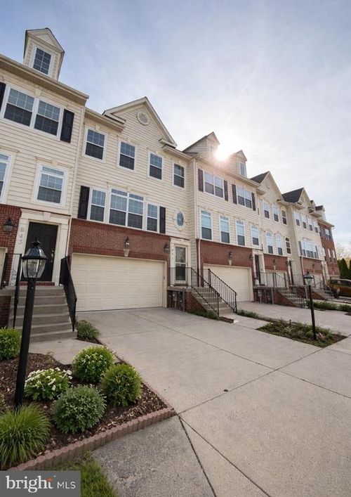 841 Oriole Ave, GLEN BURNIE, MD, 21060-8437 | Card Image