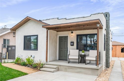 745 W 106th St, LOS ANGELES, CA, 90044-4435 | Card Image