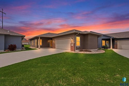 1505 S Foss Ave Avenue, Sioux Falls, SD, 57110 | Card Image