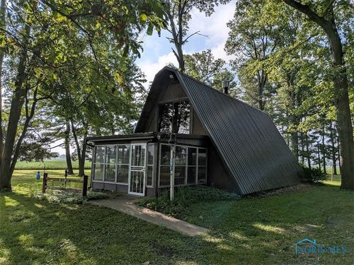 496 County Road 8, Liberty Center, OH, 43532-9715 | Card Image