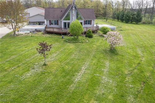6825 River Corners Rd, Spencer, OH, 44275-9521 | Card Image