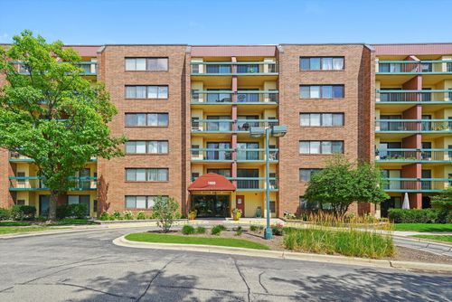 apt-208-1800 Huntington Blvd, Hoffman Estates, IL, 60169-6740 | Card Image