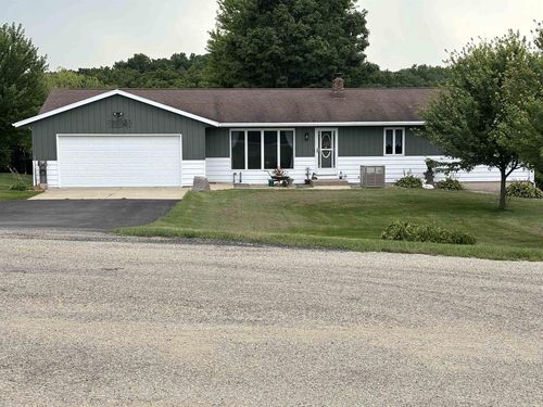 W6791 Pond View Road, Monroe, WI, 53566 | Card Image