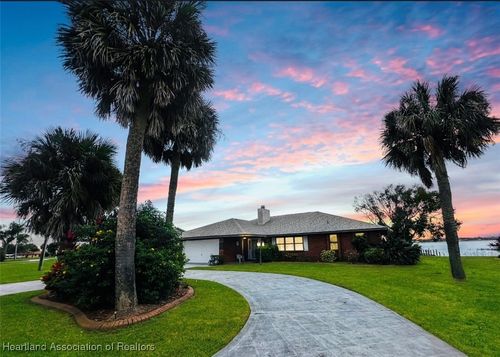 227 W Lake Damon Dr, Avon Park, FL, 33825-8906 | Card Image