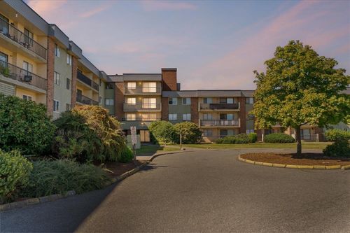 307-45598 Mcintosh Dr, Chilliwack, BC, V2P7J3 | Card Image