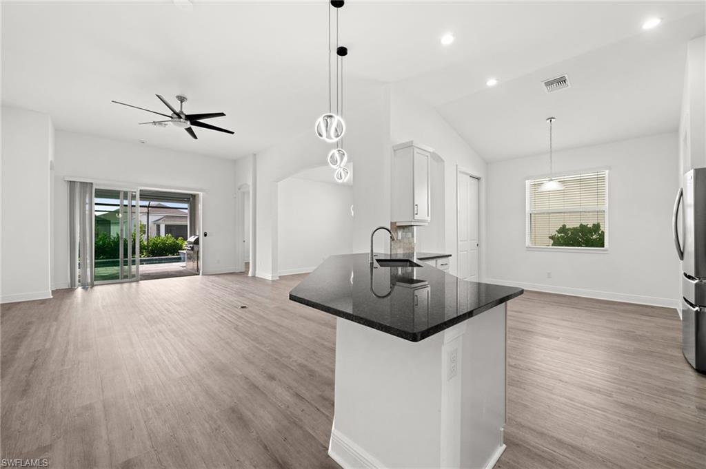 Residential in PUNTA GORDA 4