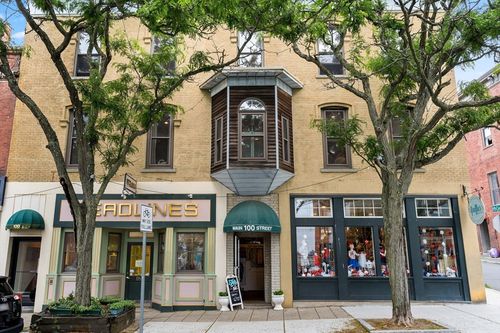 3-102-100-102 Main St, Gloucester, MA, 01930-5710 | Card Image