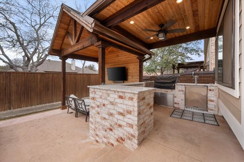 6713 Matador Ranch Rd, North Richland Hills, TX, 76182-4477 | Card Image