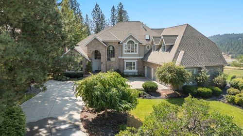 714 E Edenderry Ct, Spokane, WA, 99223-6213 | Card Image