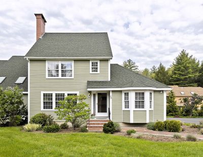 26 Prentiss Way, Condo with 2 bedrooms, 2 bathrooms and null parking in Exeter NH | Image 1