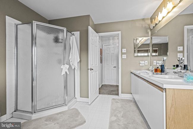 48 Sandhurst Dr, Townhouse with 3 bedrooms, 3 bathrooms and null parking in MOUNT LAUREL NJ | Image 31