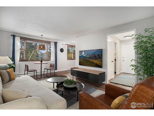 g1-1111 Fairway Club Cir, Estes Park, CO, 80517-7458 | Card Image