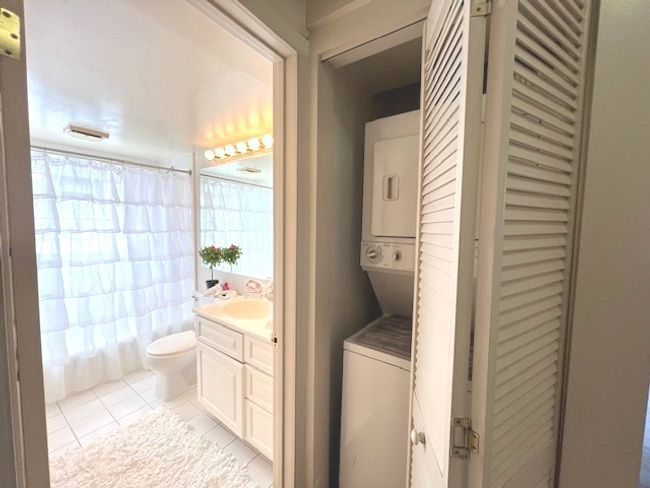 APT-3214 - 9442 Kelvin Ln, Condo with 2 bedrooms, 1 bathrooms and 2 parking in Schiller Park IL | Image 20