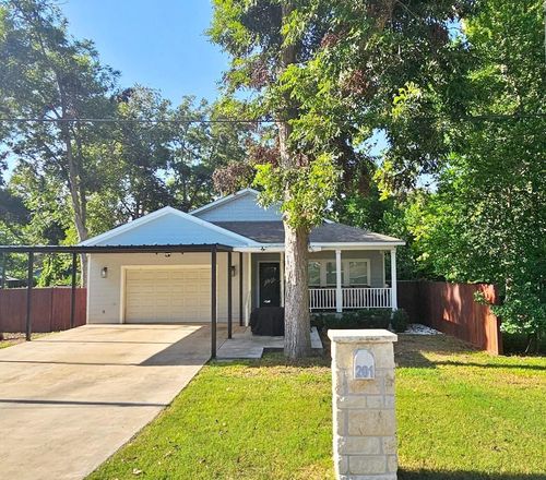 201 Smith St, Columbus, TX, 78934-1544 | Card Image