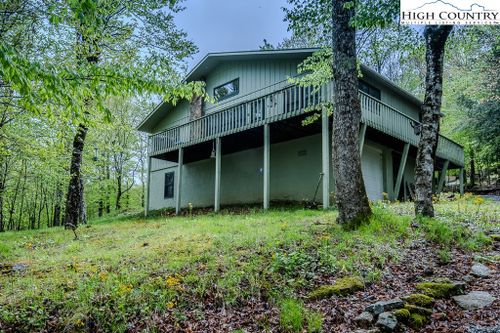 1431 Beech Mountain Pkwy, Beech Mountain, NC, 28604-8022 | Card Image