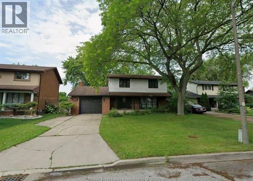 3045 Claxton Crt, Windsor, ON, N8R1P9 | Card Image