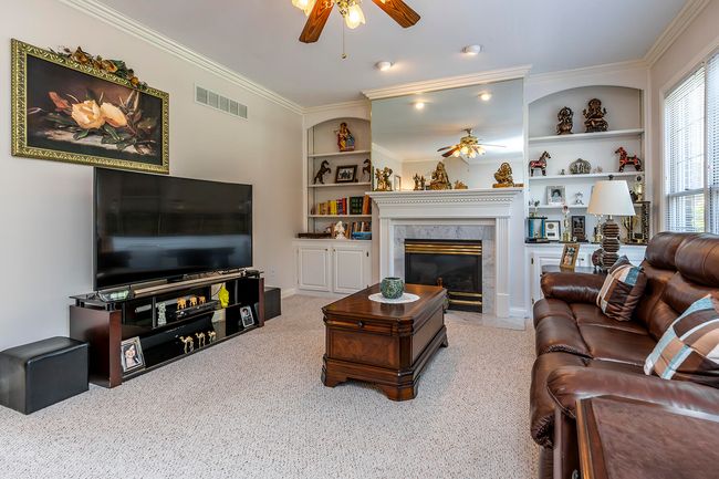 Great Room | Image 14