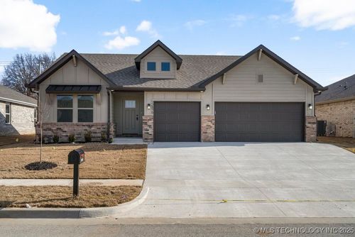 12879 S 21st Pl E, Jenks, OK, 74037-3727 | Card Image