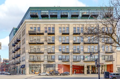 429-1645 Ogden Ave, Chicago, IL, 60612-4374 | Card Image