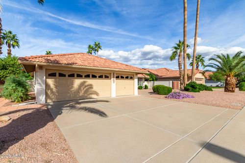 8956 E Voltaire Dr, Scottsdale, AZ, 85260-4256 | Card Image