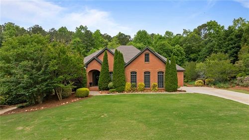 7461 Biltmore Ln, Douglasville, GA, 30135-6464 | Card Image