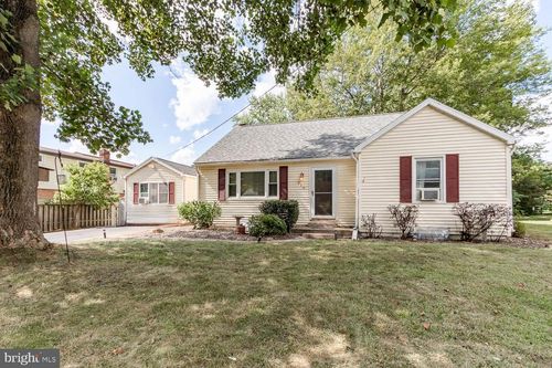 318 Bottorf Dr, STATE COLLEGE, PA, 16801-7128 | Card Image