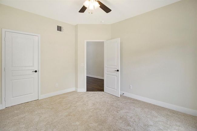 Secondary Bedrooms all have ample closet space | Image 32