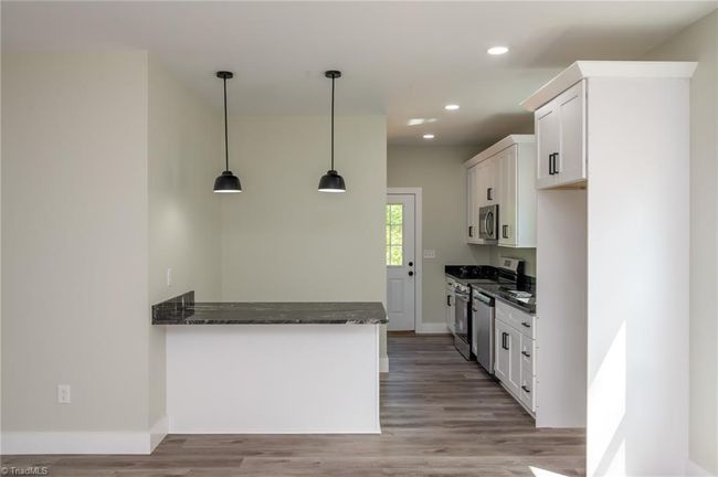 43 Robbins Cir, House other with 3 bedrooms, 2 bathrooms and null parking in Lexington NC | Image 4