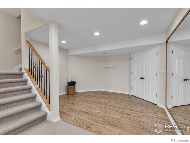 Entrance to flex space in lower level | Image 27