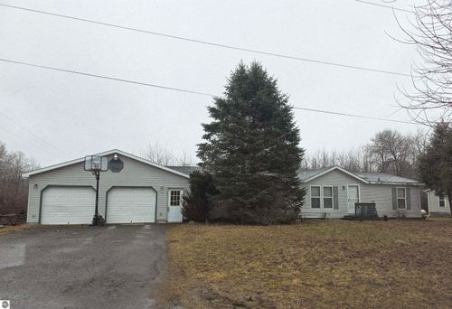 115 Miller Rd, Tawas City, MI, 48763-9217 | Card Image