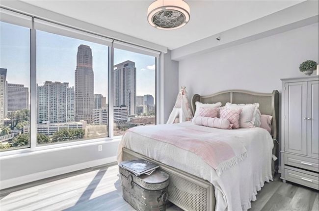 APT-1507 - 3338 Peachtree Rd Ne, Condo with 2 bedrooms, 2 bathrooms and 2 parking in Atlanta GA | Image 34