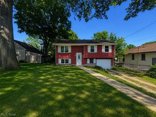 3734 Elbertus Avenue, Youngstown, OH, 44507 | Card Image