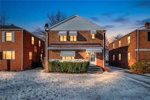 2-422 E 222nd St, Euclid, OH, 44123-2011 | Card Image