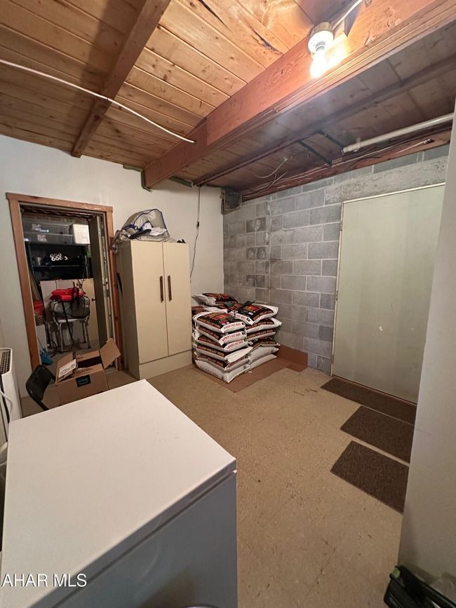 Utility/ Storage room | Image 28