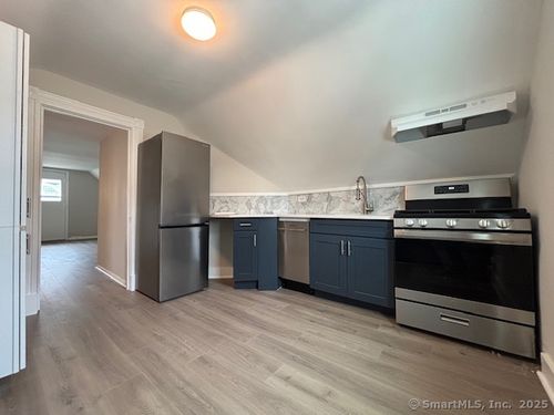 apt-4-37 Seaview Ave, Norwalk, CT, 06855-1831 | Card Image