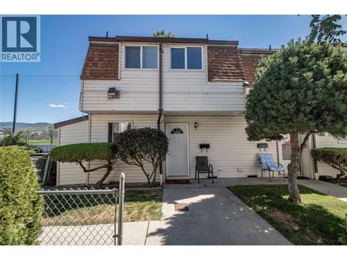 7-2250 Baskin St, Penticton, BC, V2A6Y3 | Card Image