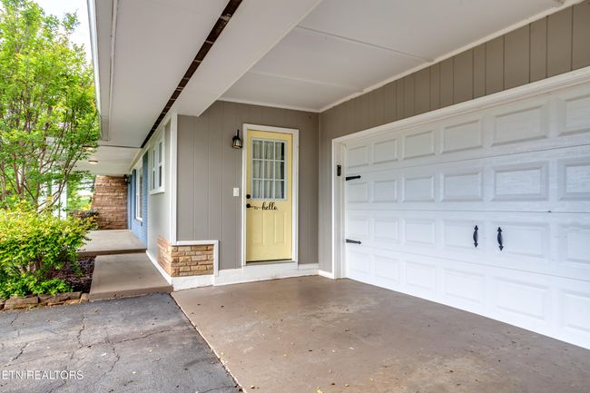 8529 W Emory Rd, House other with 4 bedrooms, 2 bathrooms and null parking in Knoxville TN | Image 14