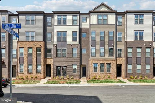 45916 Swallow Ter, STERLING, VA, 20165-5889 | Card Image