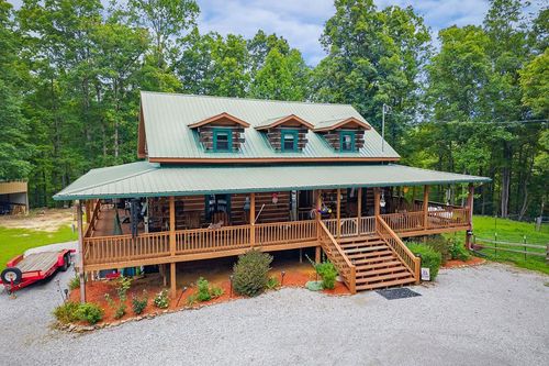 137 Allens Way, Crossville, TN, 38572-2100 | Card Image