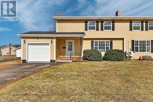214 Mount Edward Rd, Charlottetown, PE, C1A5T4 | Card Image